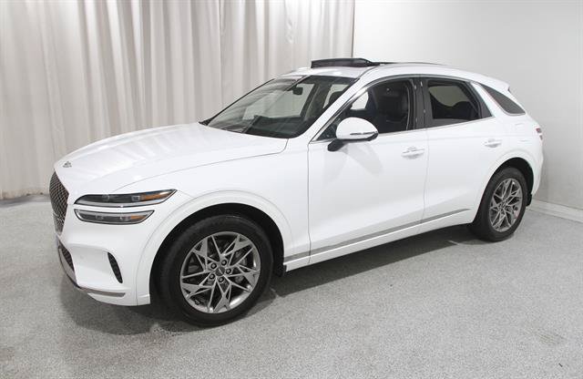 Certified 2024 Genesis GV70 2.5T w/ Advanced Package AWD/4WD image 3
