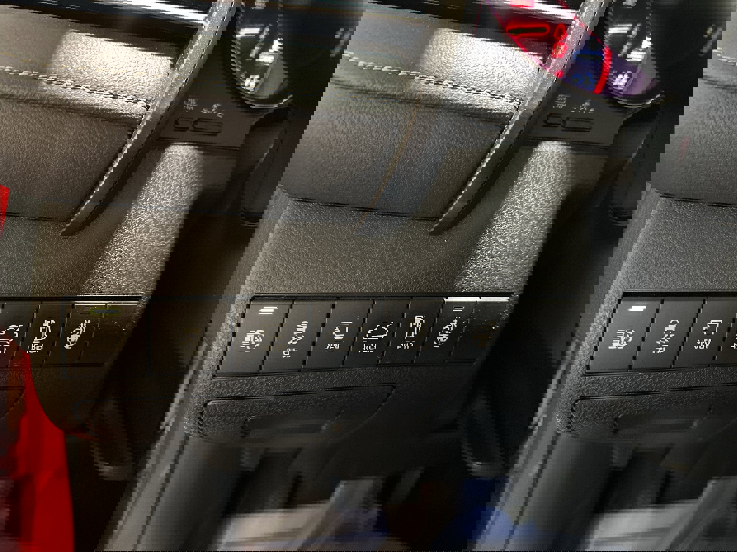 Used 2024 Toyota Camry XSE w/ Navigation Package image 13