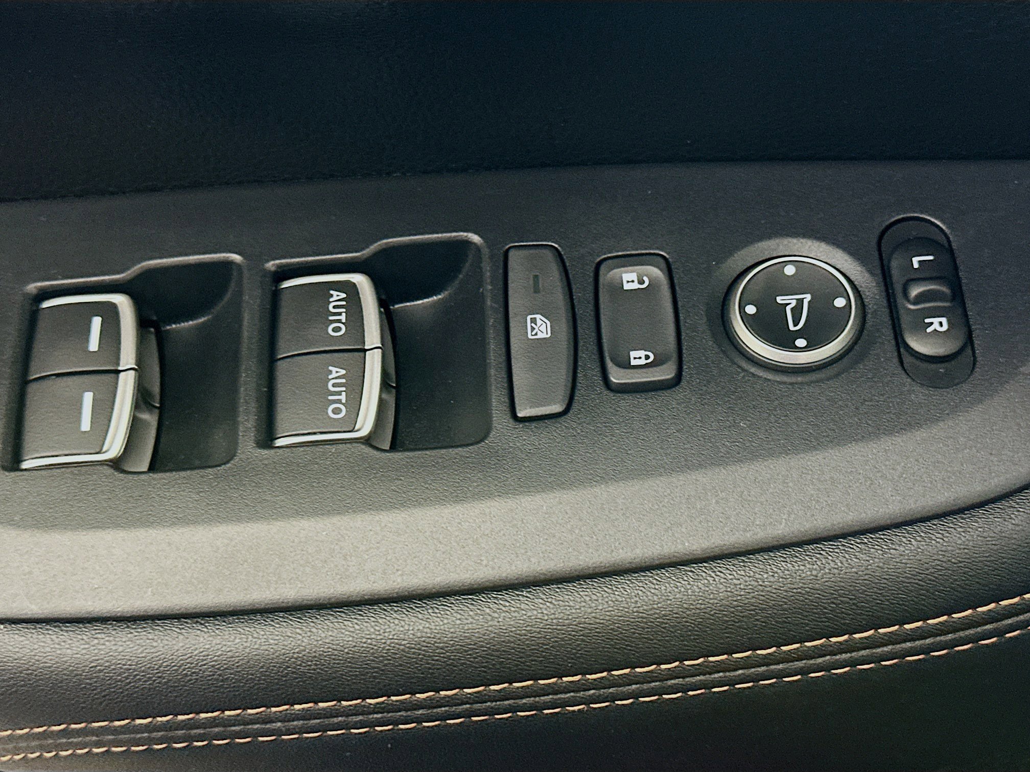 Used 2024 Honda HR-V Sport image 15