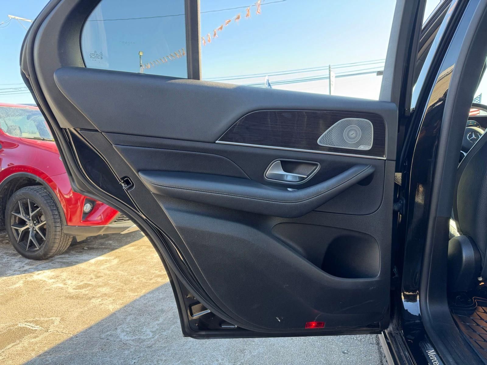 Used 2020 Mercedes-Benz GLE 450 4MATIC image 24