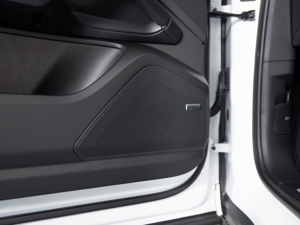 New 2026 Porsche Cayenne image 22