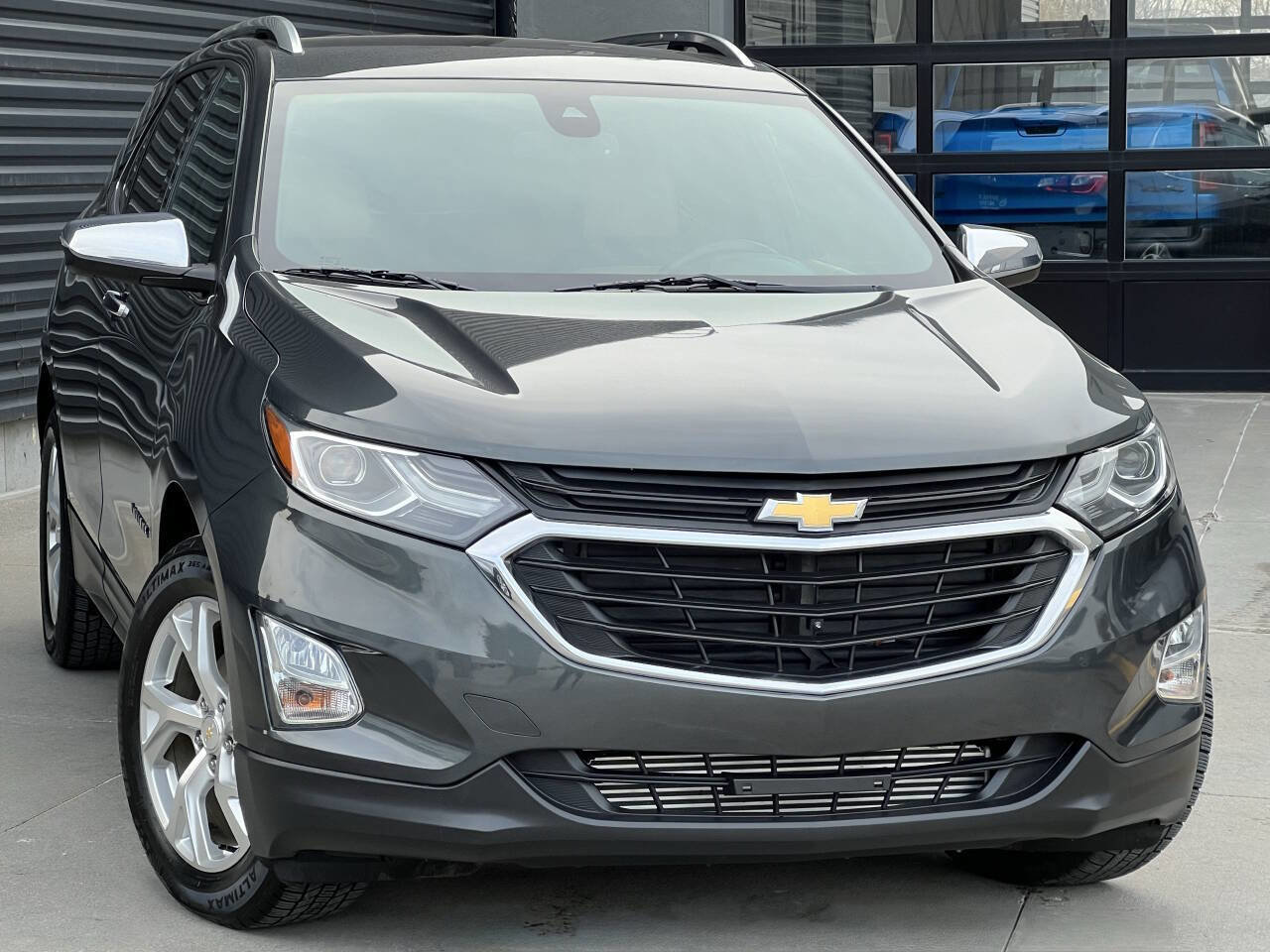 Used 2018 Chevrolet Equinox Premier image 5