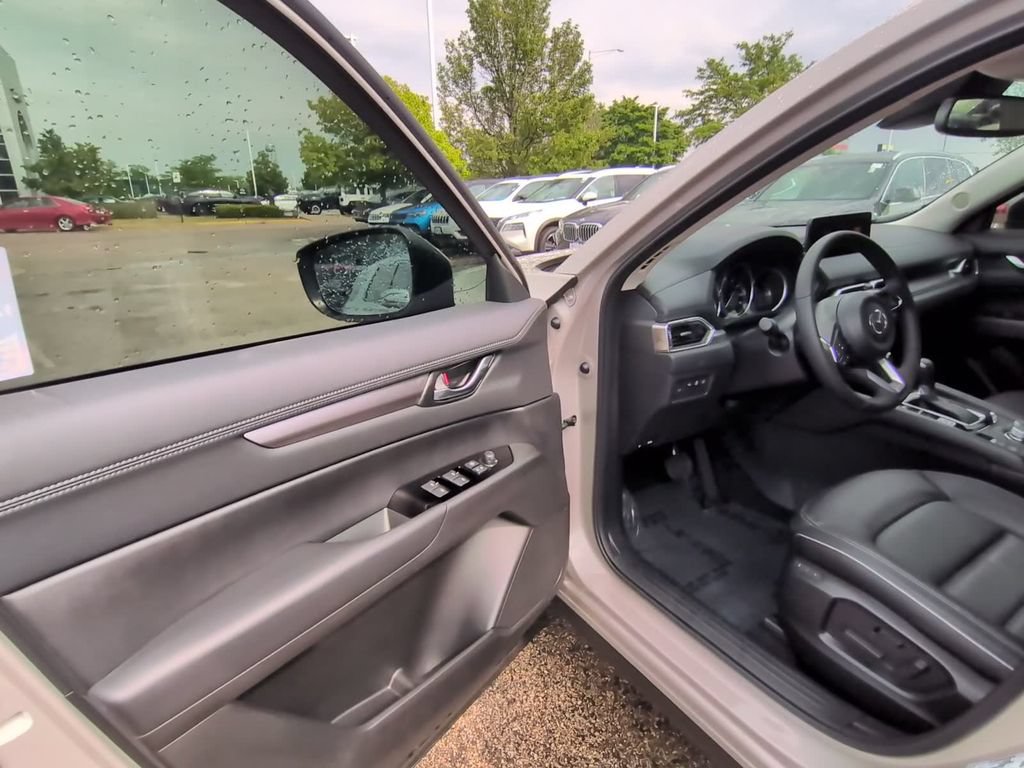Used 2025 MAZDA CX-5 AWD 2.5 S w/ Preferred Package image 27