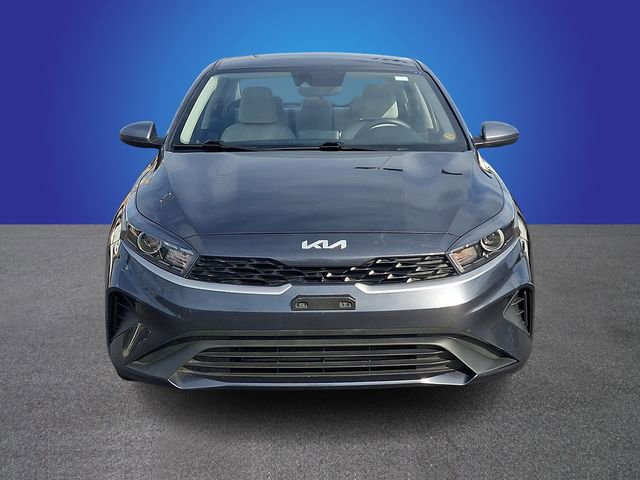 Used 2023 Kia Forte LXS image 2