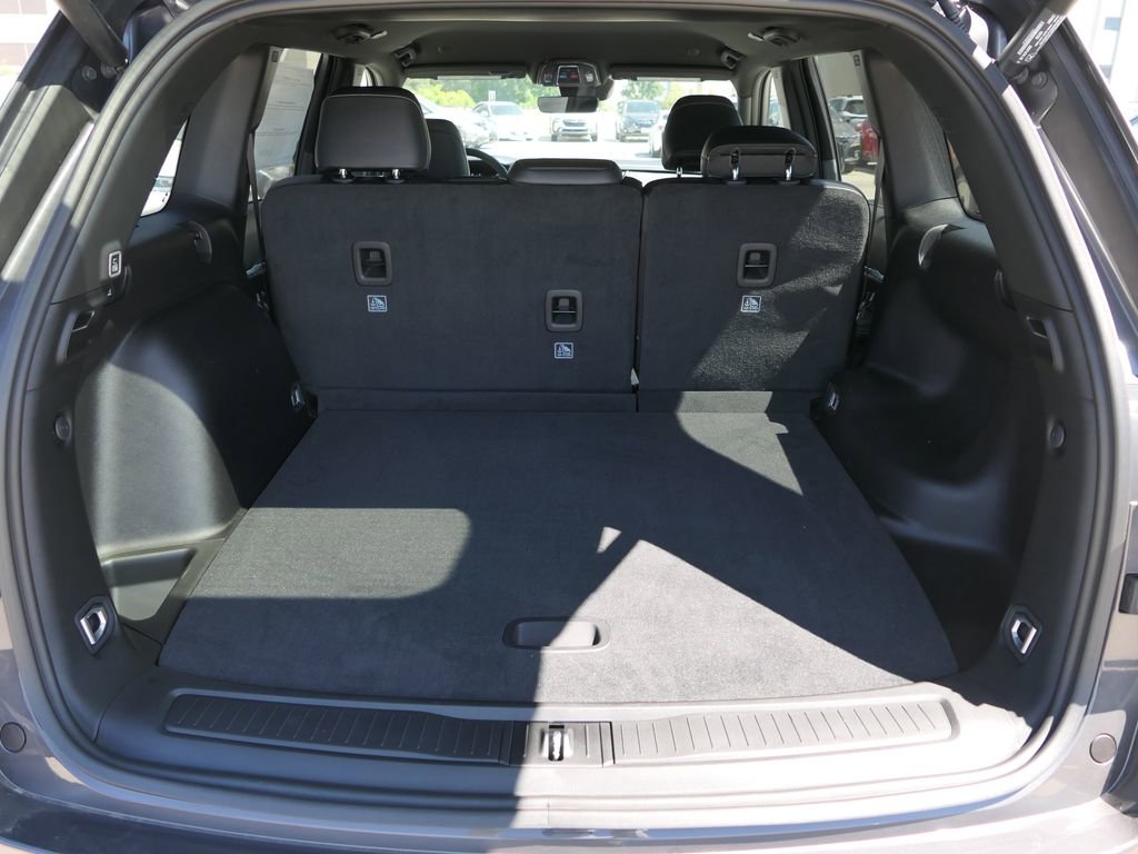 New 2025 Jeep Grand Cherokee Limited w/ Black Appearance Package image 18