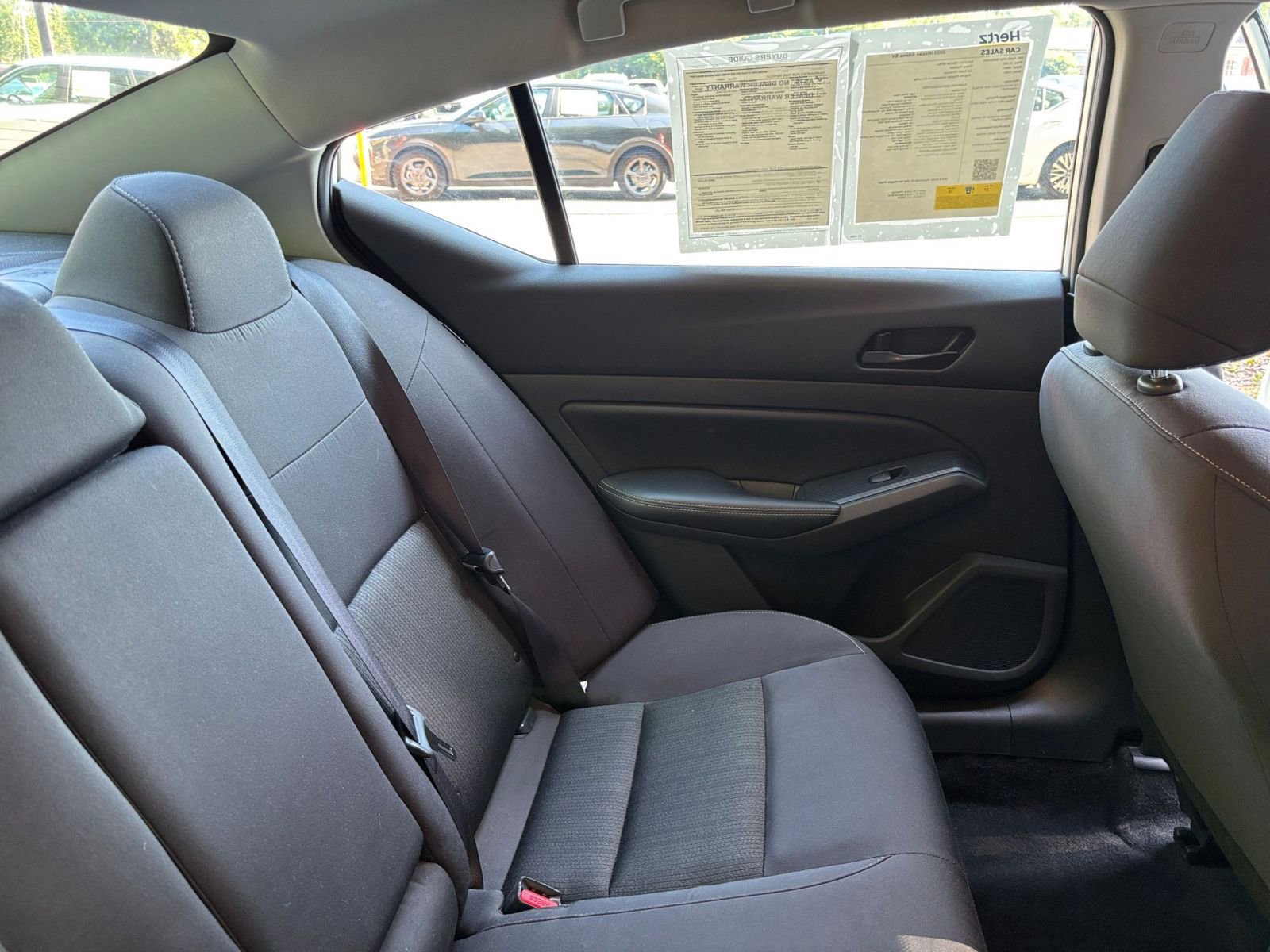 Used 2025 Nissan Altima 2.5 SV FWD image 37