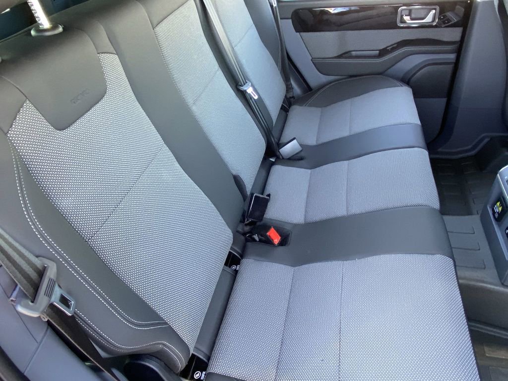 New 2025 INEOS Grenadier AWD/4WD image 13