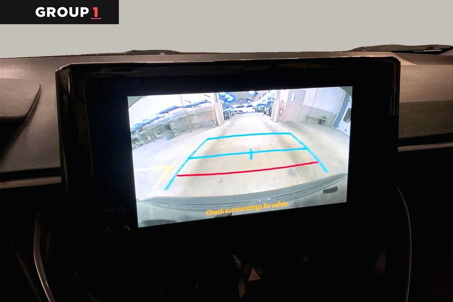 Certified 2025 Toyota Corolla SE w/ Convenience Package FWD image 27