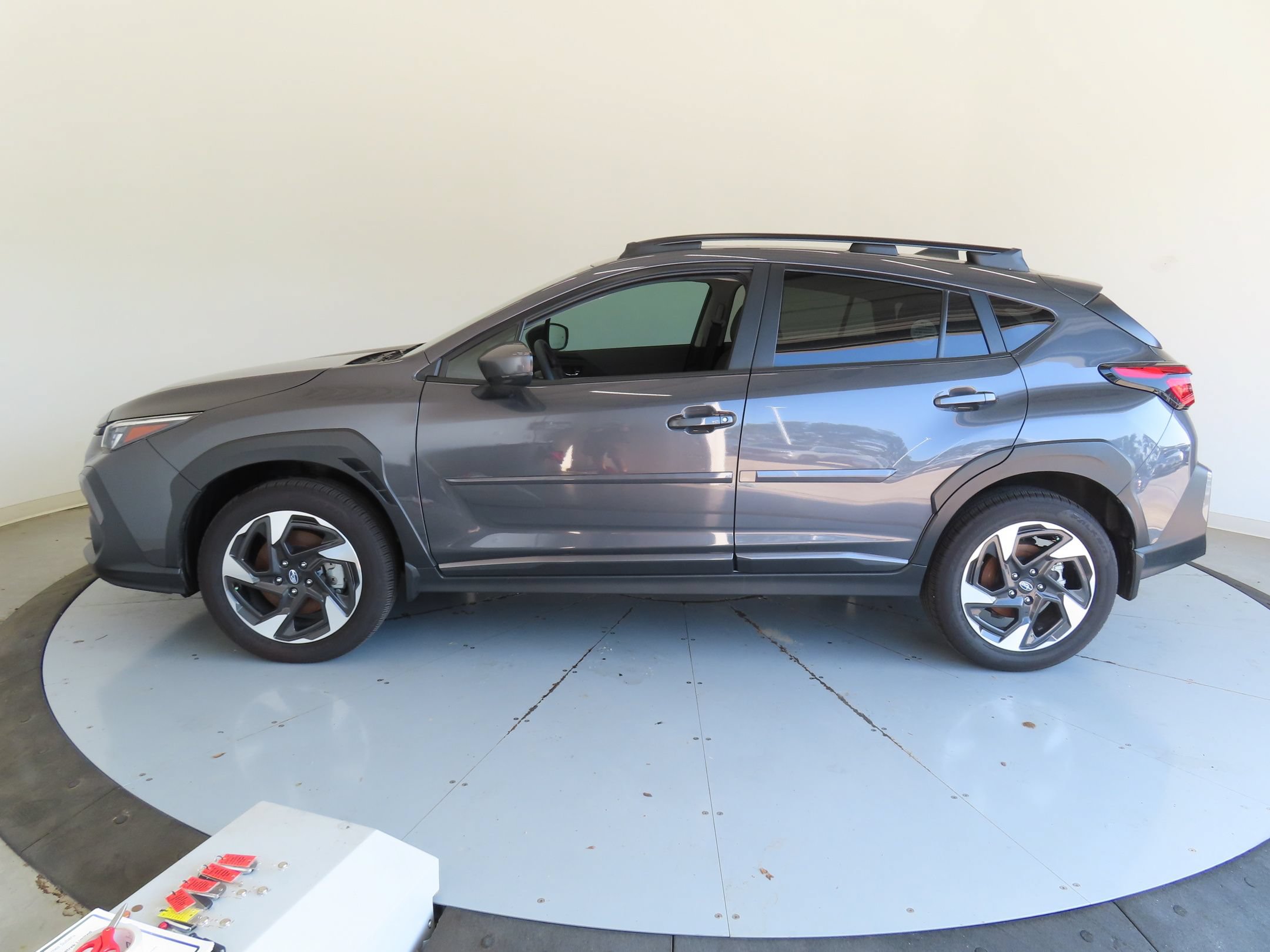 Used 2025 Subaru Crosstrek 2.5i Limited w/ Crosstrek Mirror Package AWD/4WD image 7
