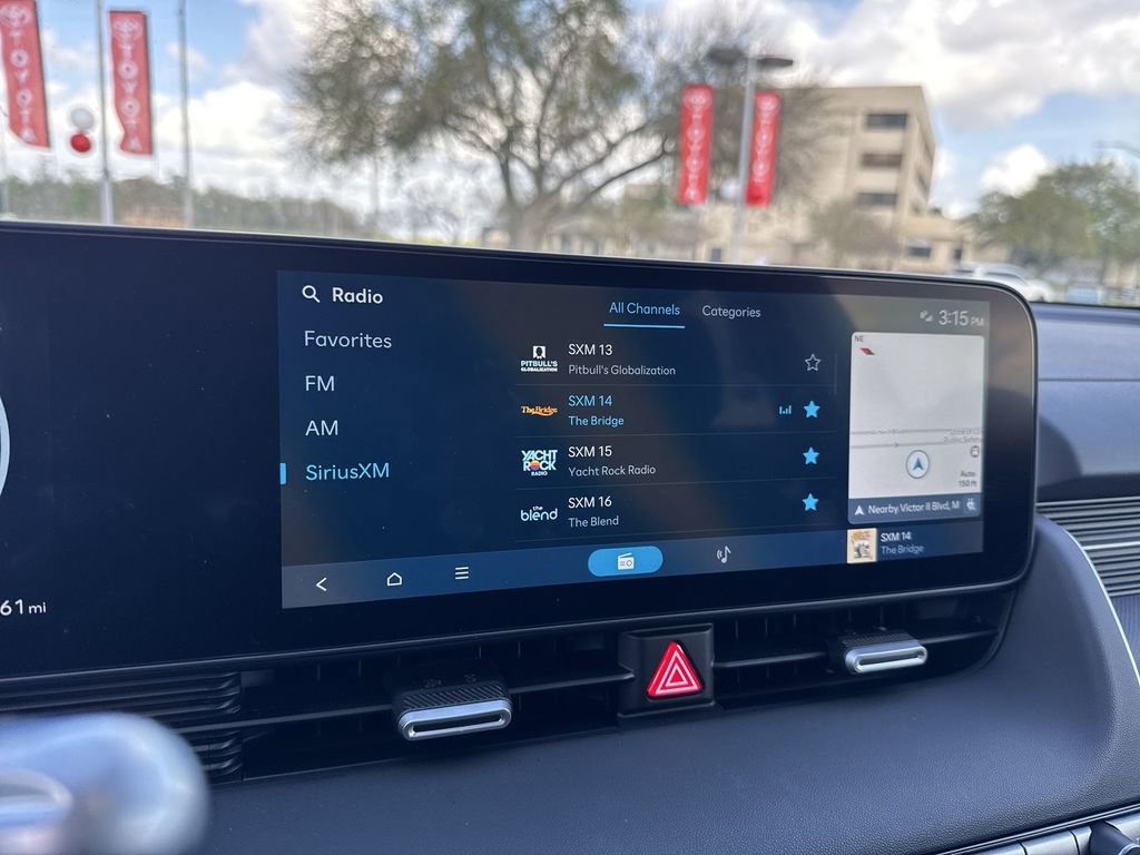 Used 2025 Hyundai Ioniq 5 SEL image 26