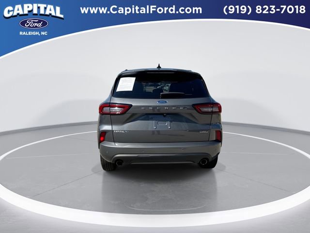 Used 2023 Ford Escape ST-Line w/ Tech Pack #1 AWD/4WD image 7