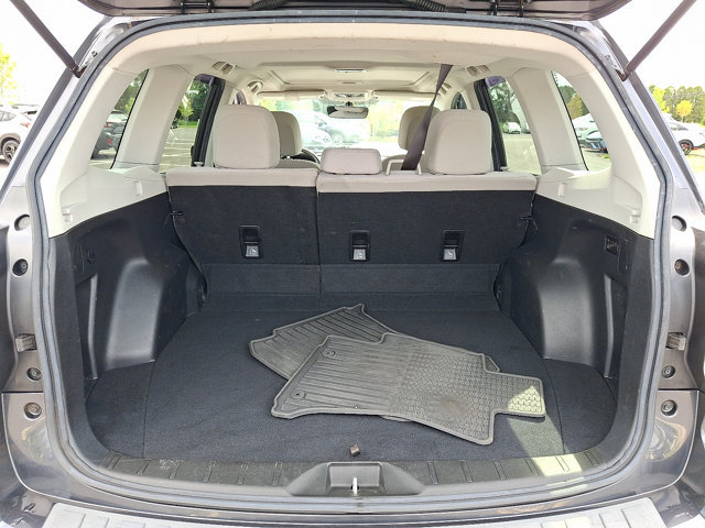 Used 2018 Subaru Forester 2.5i Premium w/ All-Weather Package AWD/4WD image 28