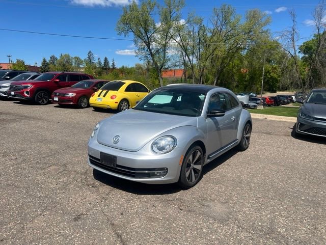 Used 2012 Volkswagen Beetle 2.0T FWD image 9