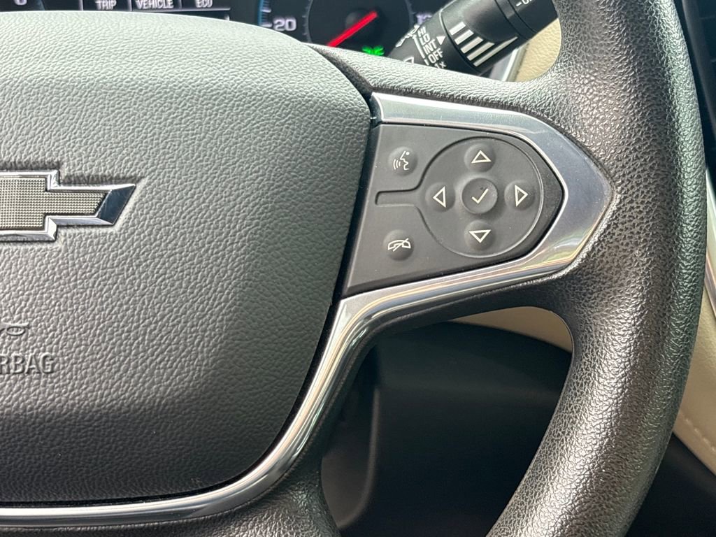 Used 2022 Chevrolet Traverse LS w/ Midnight/Sport Edition image 20
