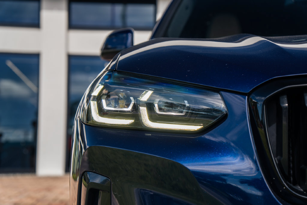 Used 2024 BMW X3 sDrive30i w/ Premium Package RWD image 9