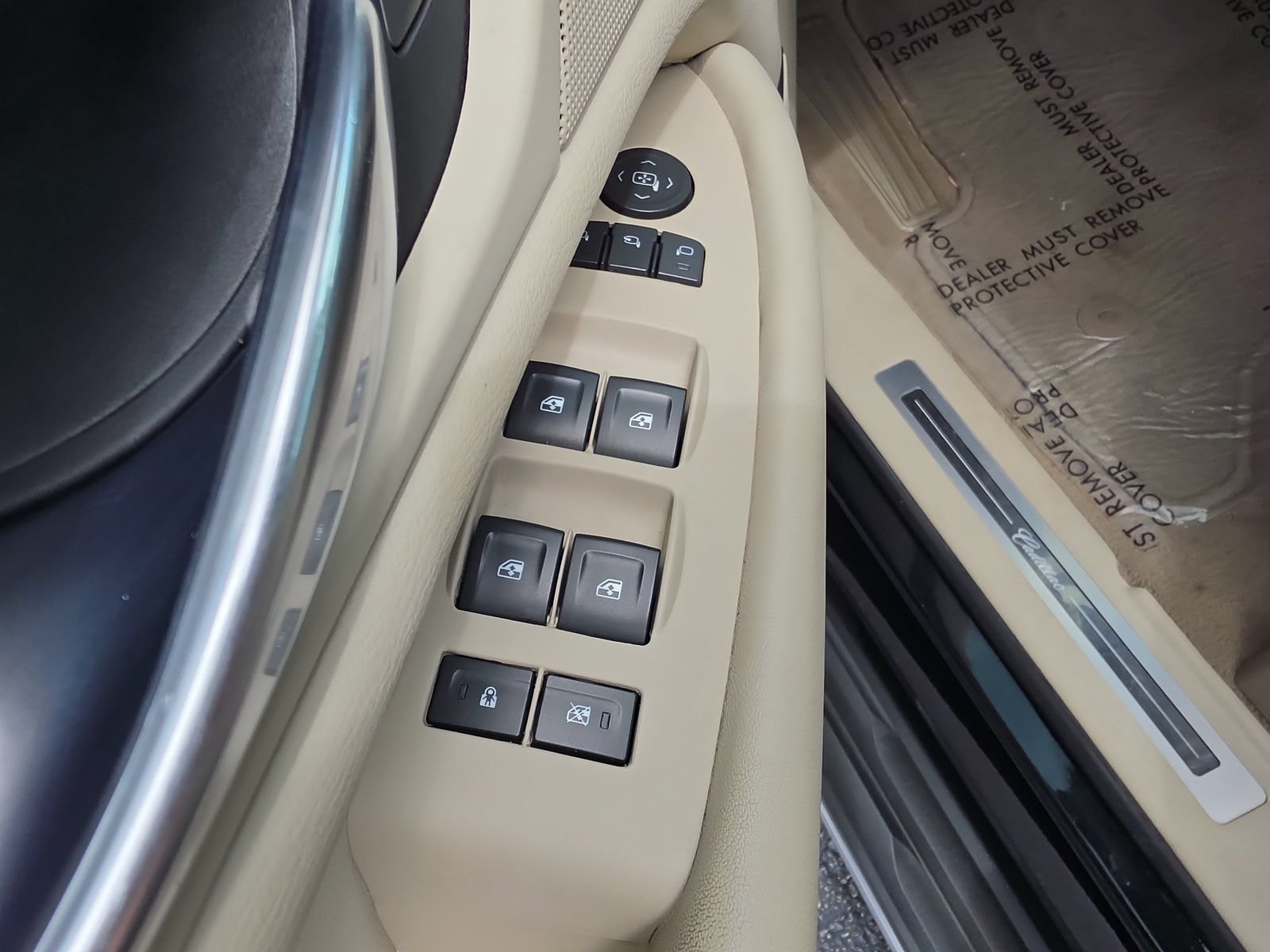 Used 2020 Cadillac Escalade Premium Luxury AWD/4WD image 15