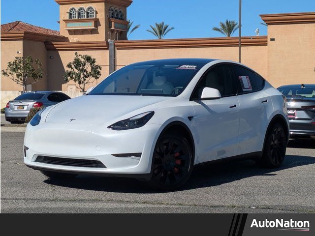 Used 2024 Tesla Model Y Long Range image 1