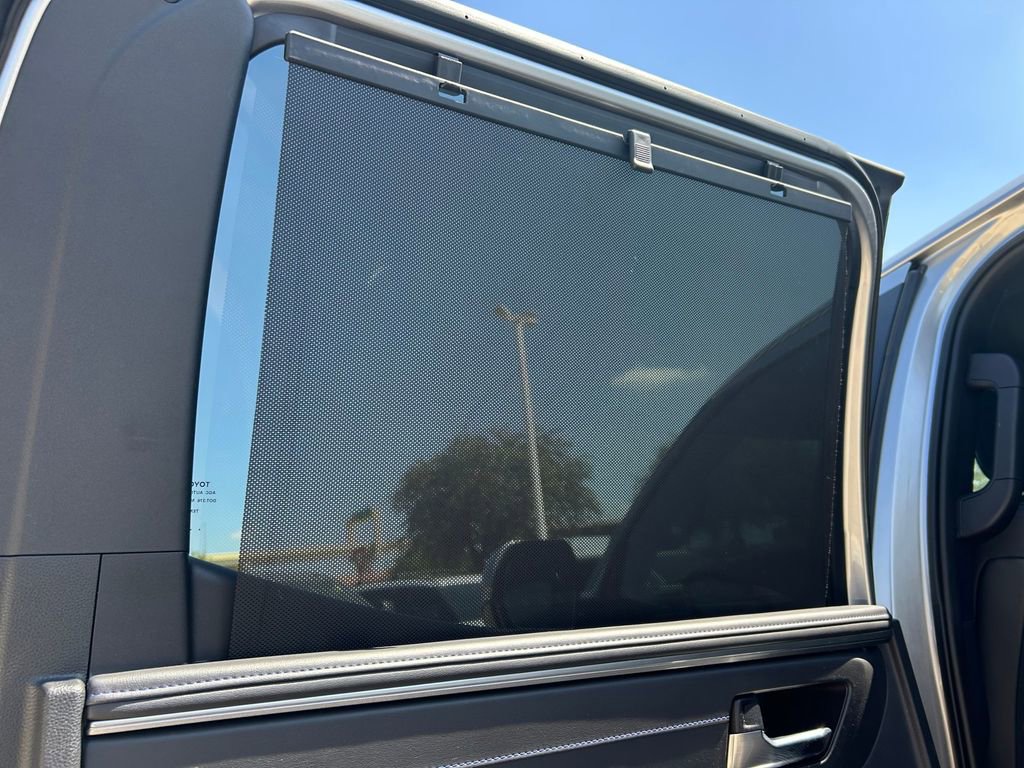 Used 2025 Toyota Tundra Platinum image 17