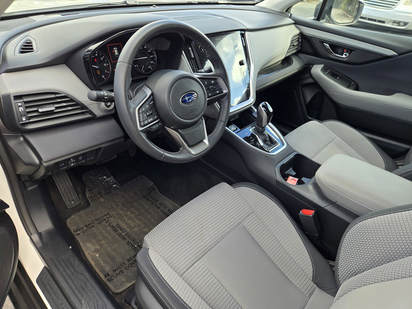 Used 2024 Subaru Outback Premium image 10