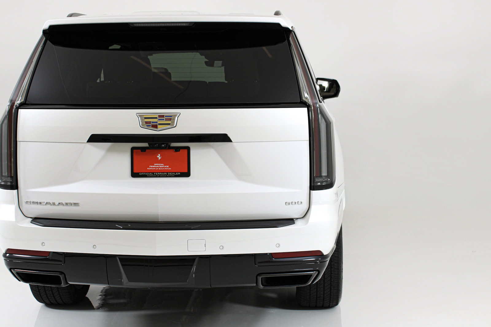 Used 2025 Cadillac Escalade ESV Sport Platinum RWD image 18
