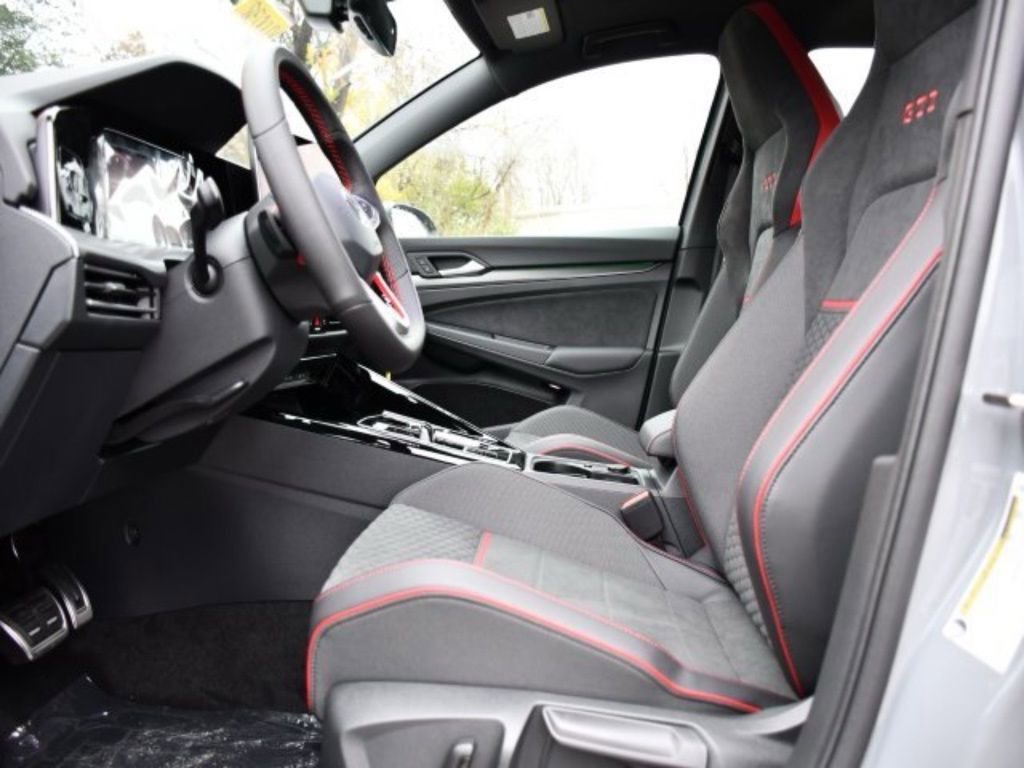 New 2026 Volkswagen GTI SE FWD image 13