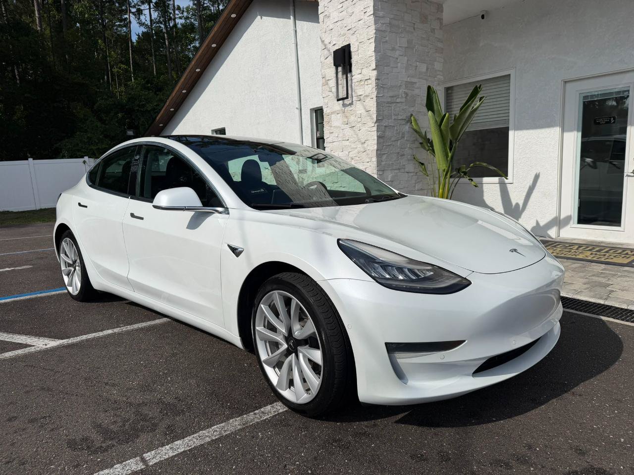 Used 2019 Tesla Model 3 Mid Range RWD image 18