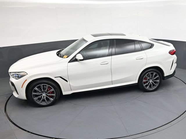 Used 2022 BMW X6 xDrive40i w/ Executive Package image 29