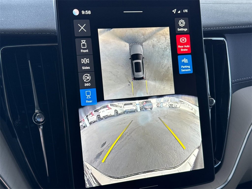 New 2026 Volvo XC60 B5 Ultra w/ Climate Package PRO image 19