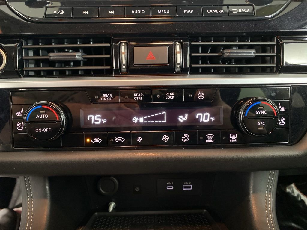 Used 2023 Nissan Pathfinder Platinum image 5