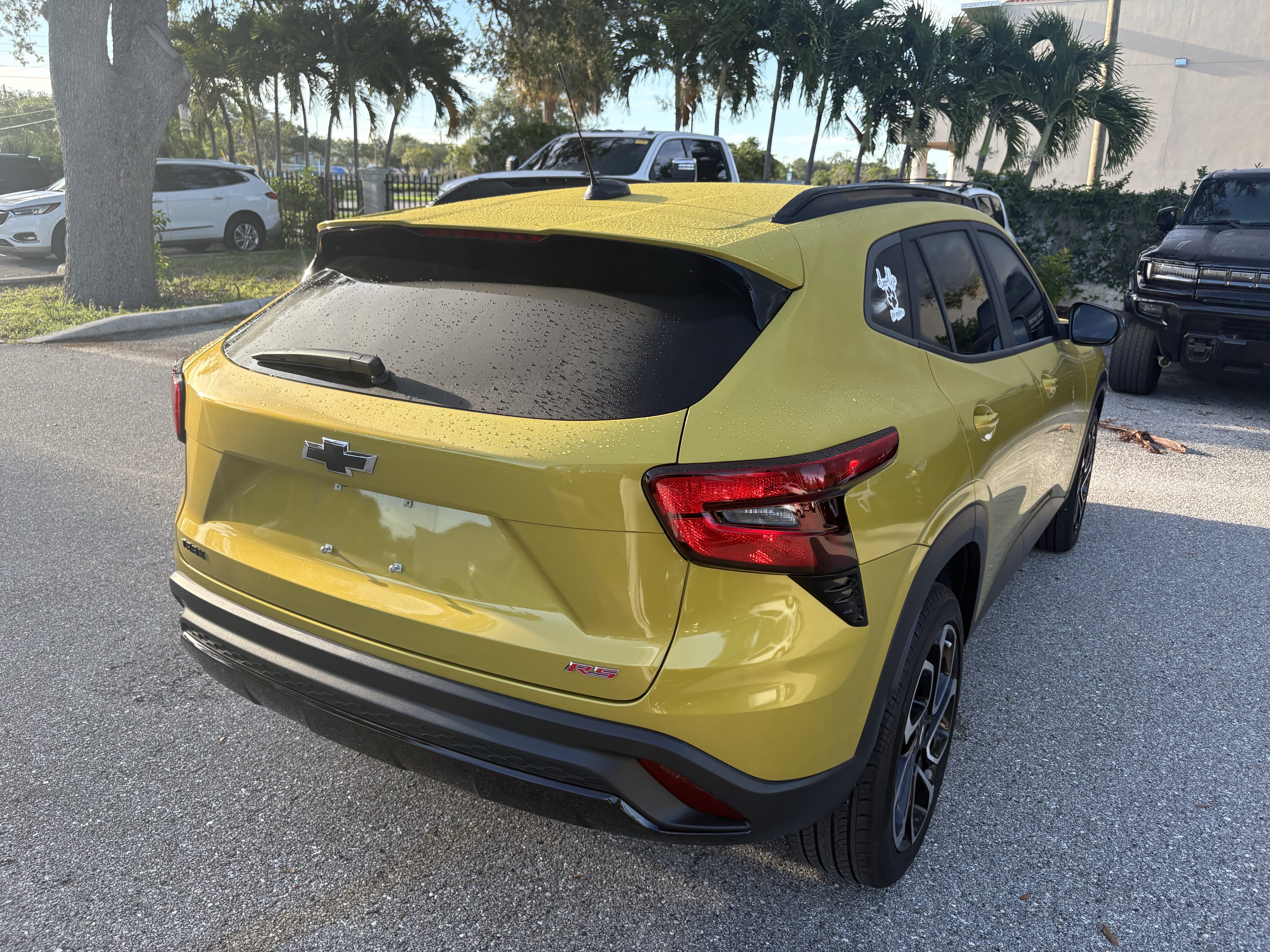 Certified 2024 Chevrolet Trax RS w/ Sunroof Package FWD image 7