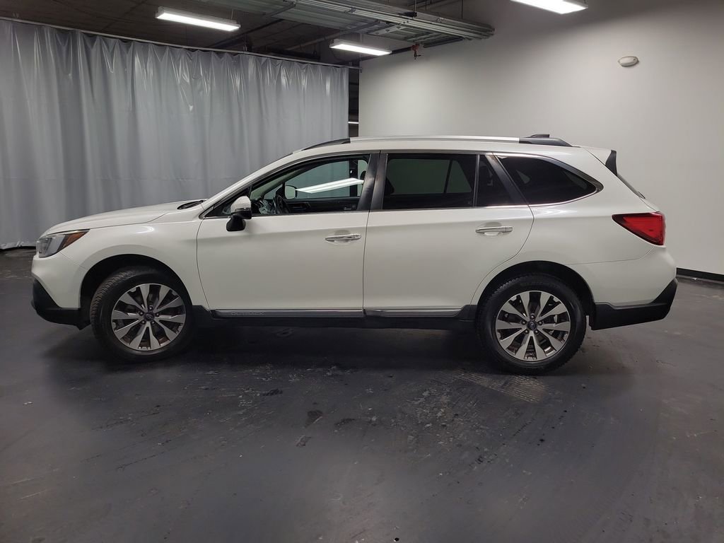 Used 2019 Subaru Outback 2.5i Touring image 6