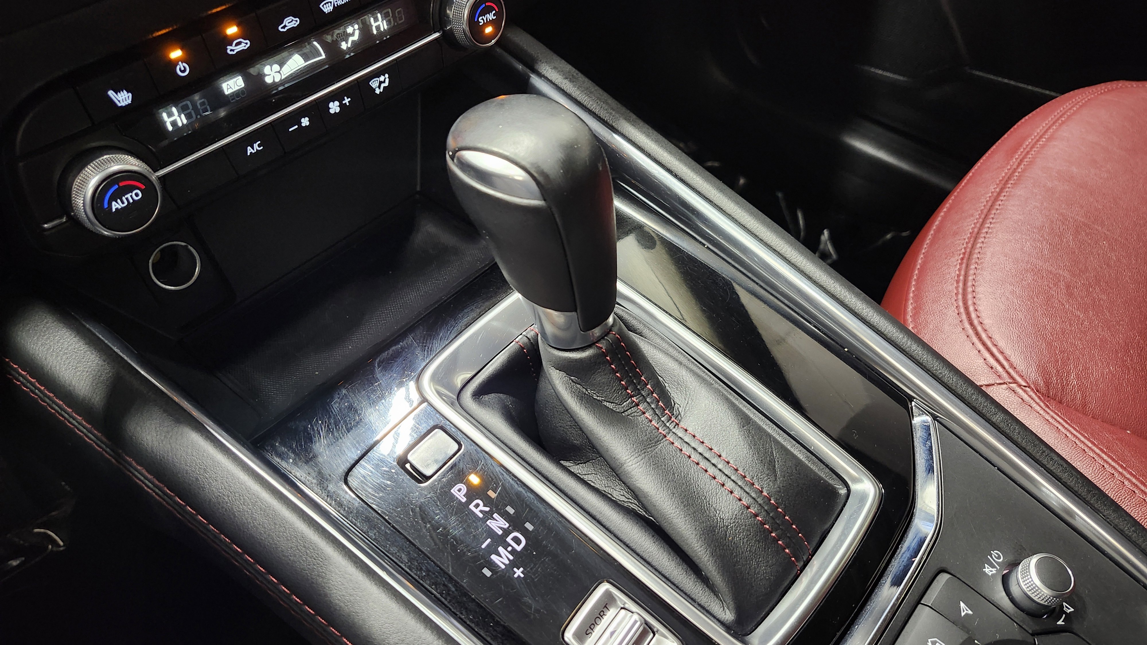 Used 2024 MAZDA CX-5 Carbon Edition image 36