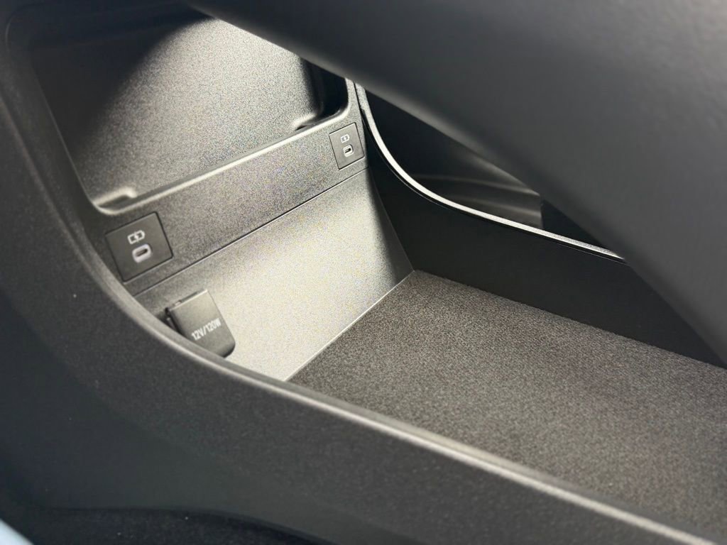 Used 2023 Toyota bZ4X Limited w/ Weather Package image 22