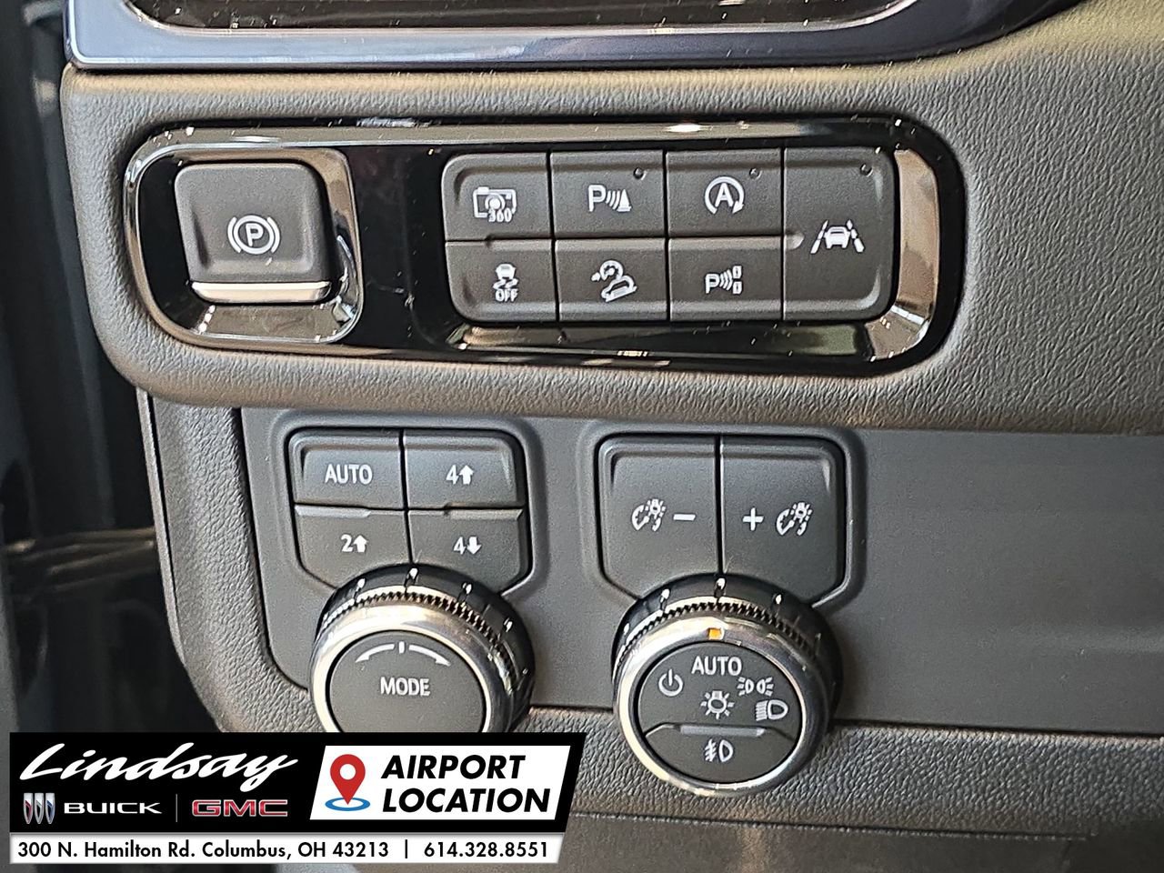 New 2026 GMC Yukon AT4 image 10