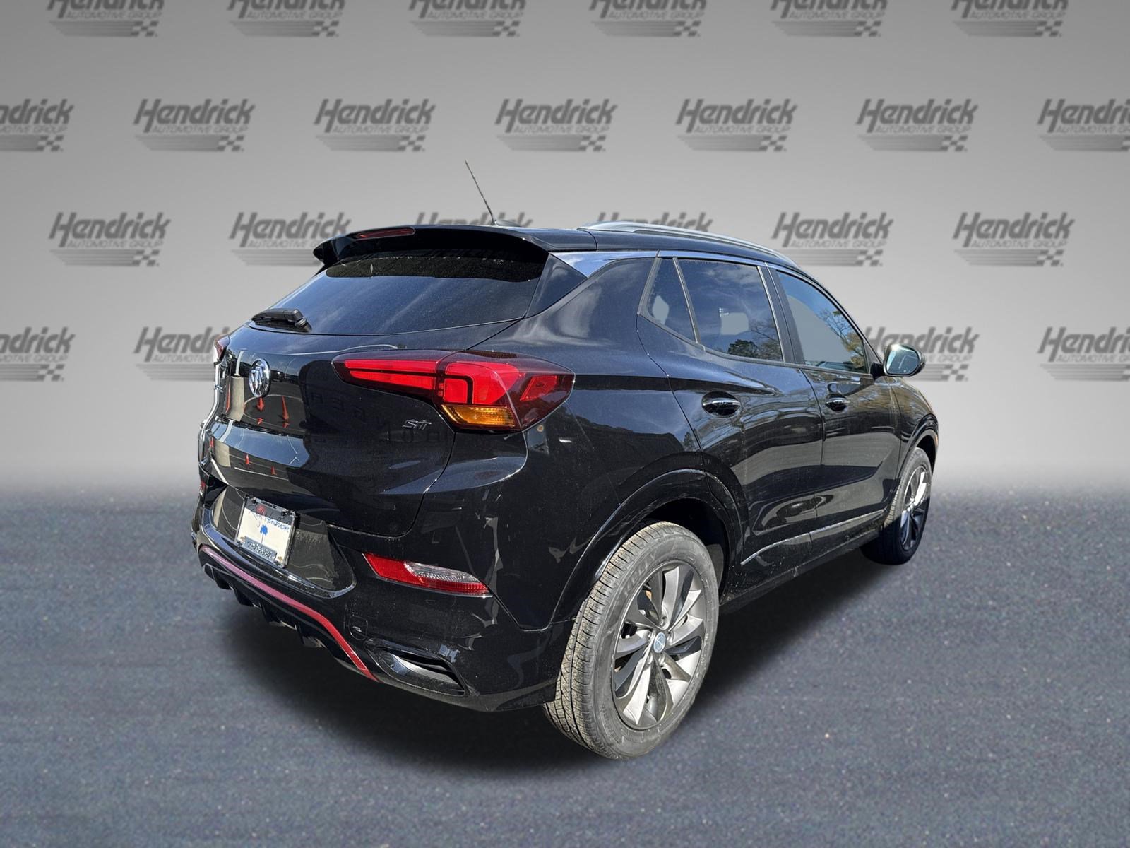 Used 2022 Buick Encore GX Select w/ Sport Touring Package image 18