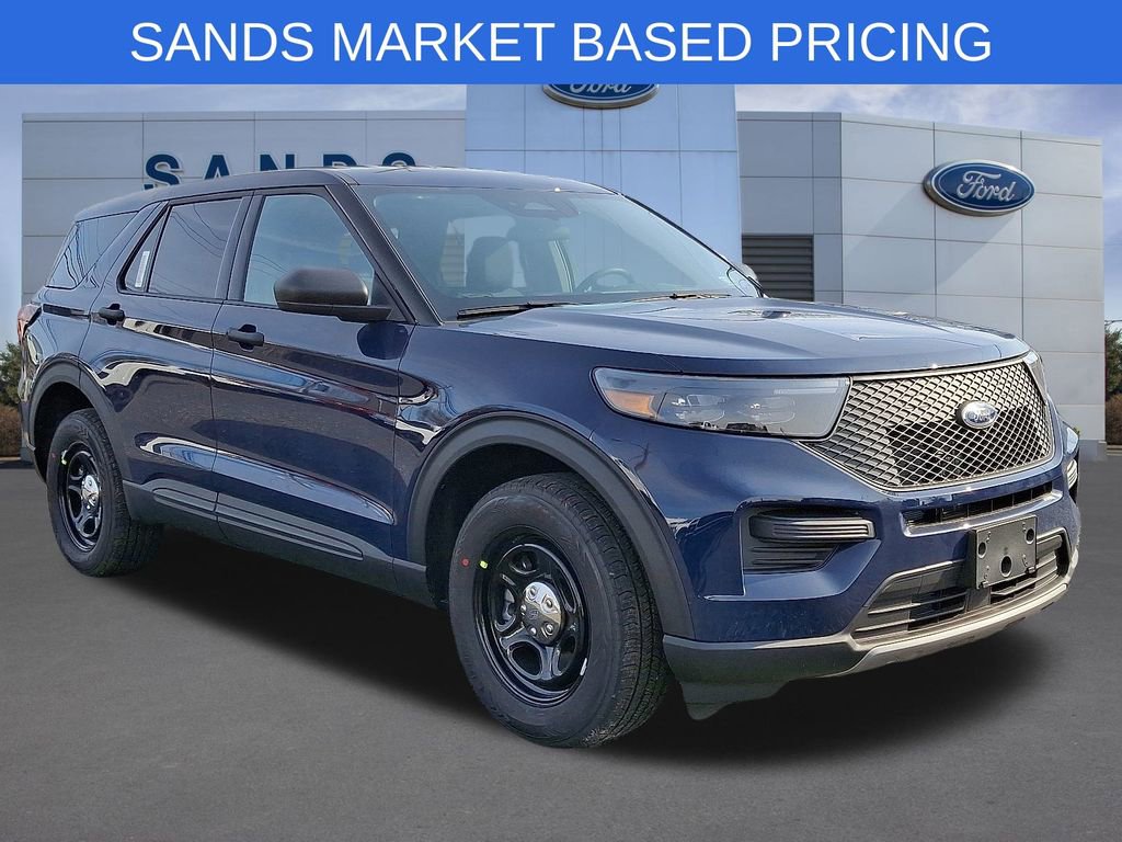 New 2025 Ford Explorer Base image 2