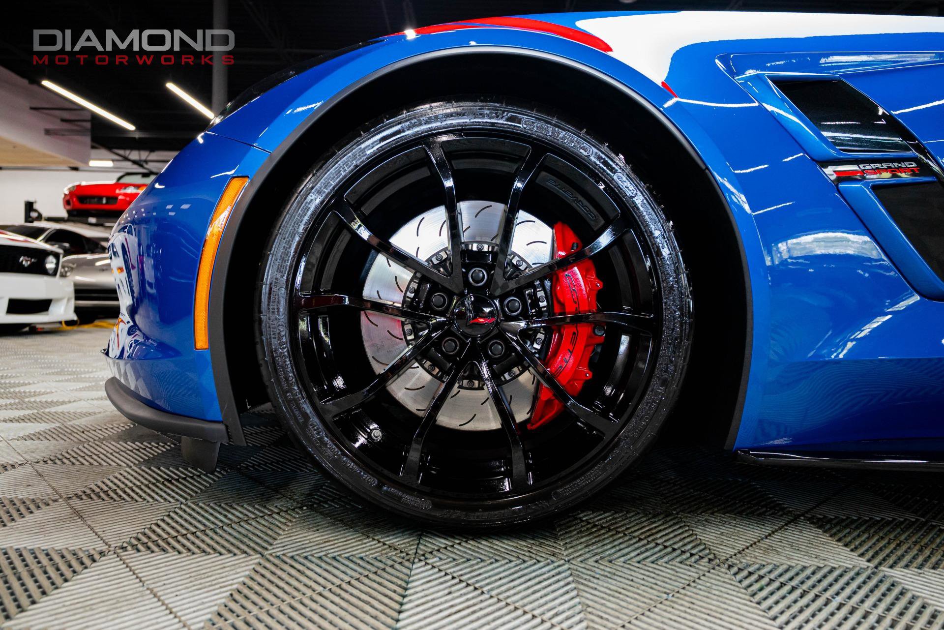 Used 2019 Chevrolet Corvette Grand Sport w/ Carbon Flash Badge Package image 88