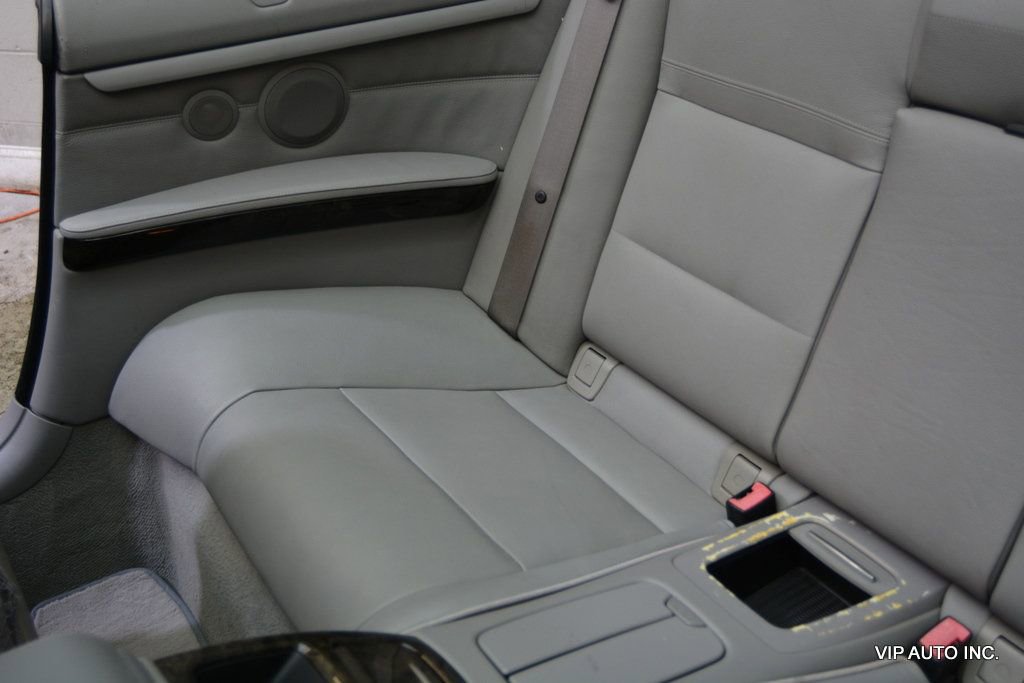 Used 2007 BMW 335i Convertible image 25