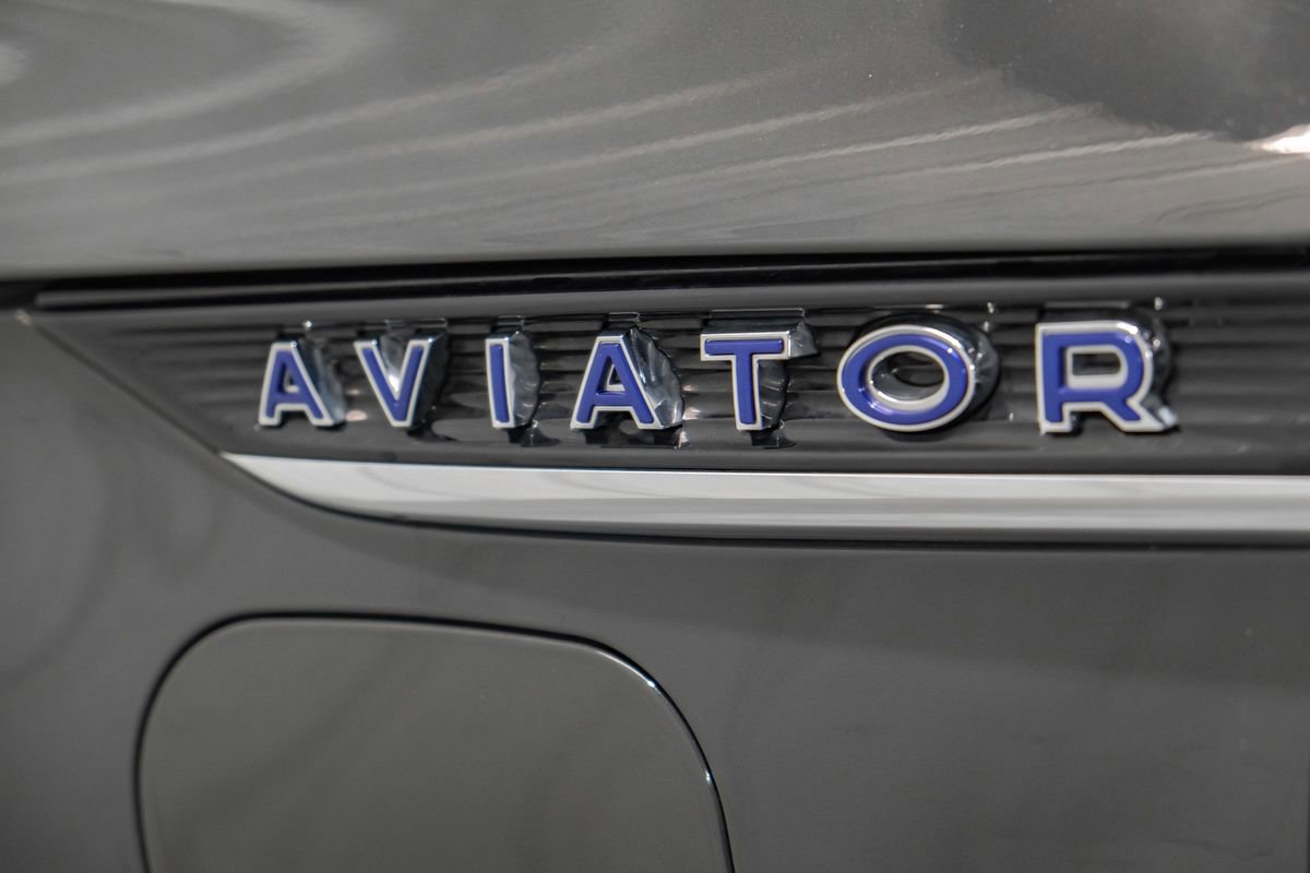 Used 2020 Lincoln Aviator Black Label Grand Touring w/ Class IV Trailer Tow Package image 54