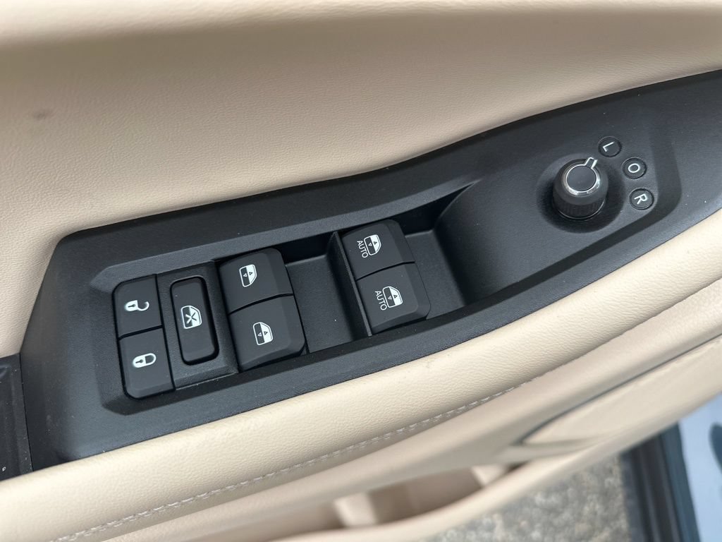 New 2026 Jeep Grand Cherokee L Limited AWD/4WD image 13