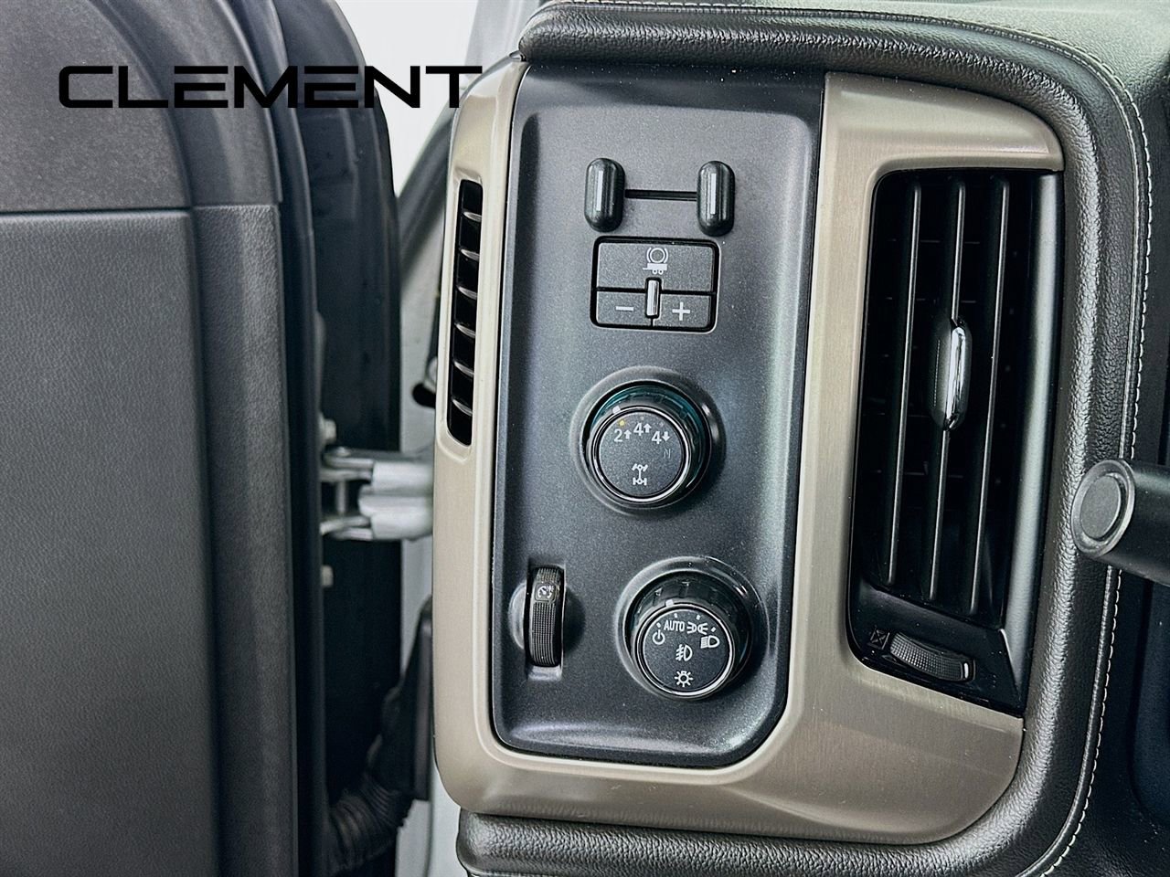 Used 2019 GMC Sierra 2500 Denali w/ Duramax Plus Package image 14