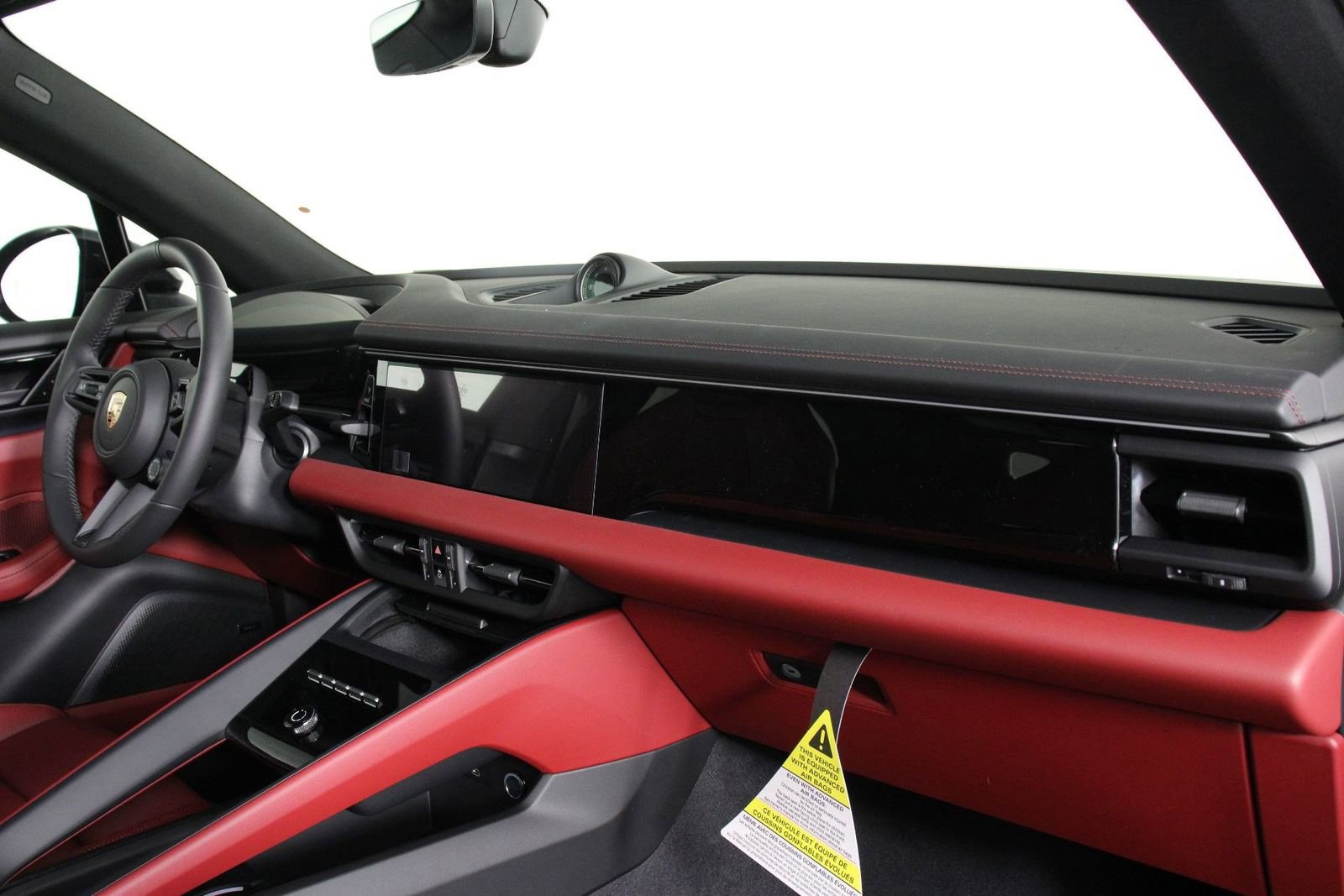 New 2026 Porsche Macan Electric RWD image 15