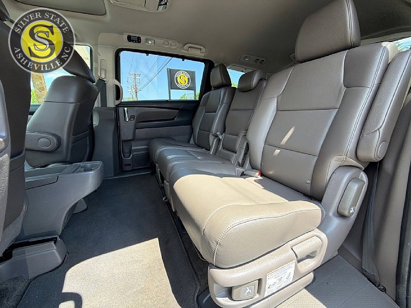 Used 2014 Honda Odyssey Touring image 14