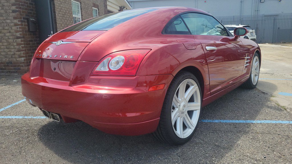 Used 2004 Chrysler Crossfire Coupe RWD image 9