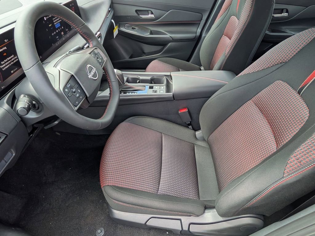 New 2026 Nissan Sentra SR FWD image 11