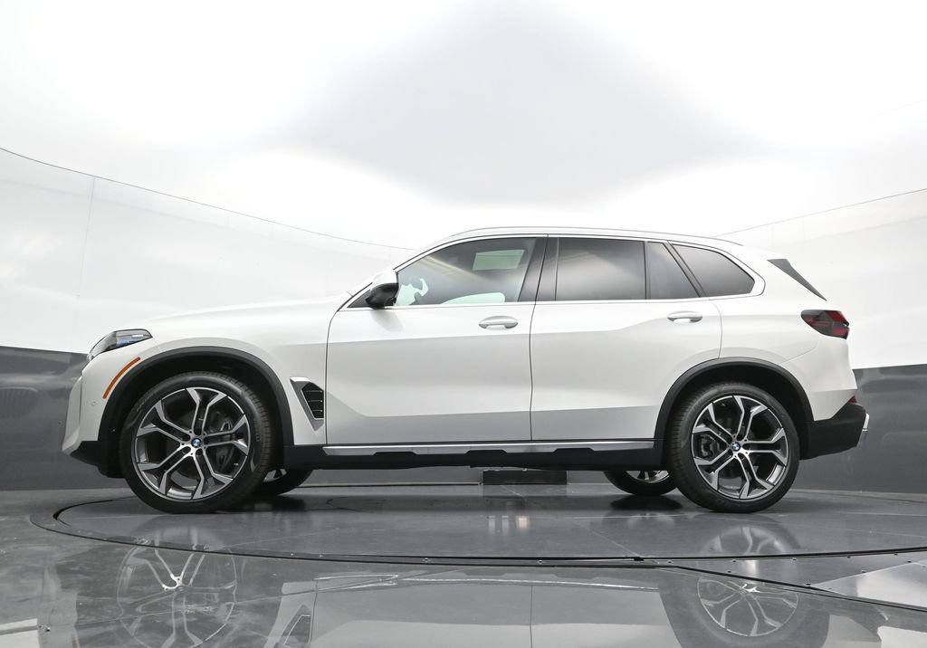 New 2026 BMW X5 xDrive40i w/ Premium Package AWD/4WD image 25
