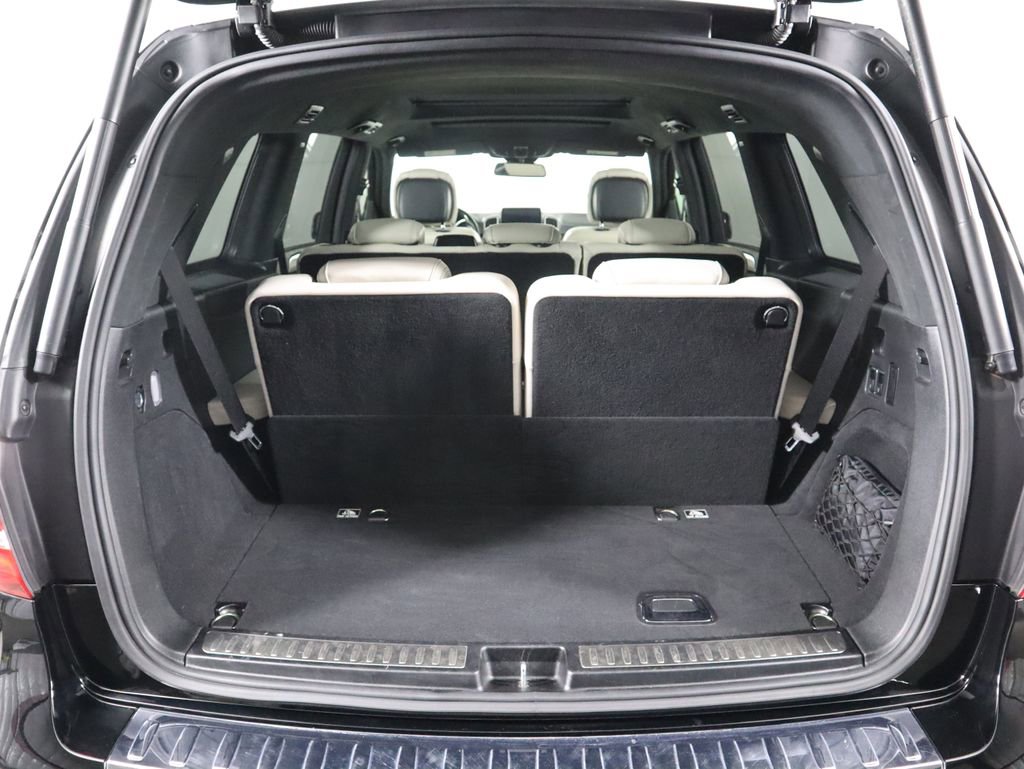 Used 2017 Mercedes-Benz GLS 550 4MATIC image 28