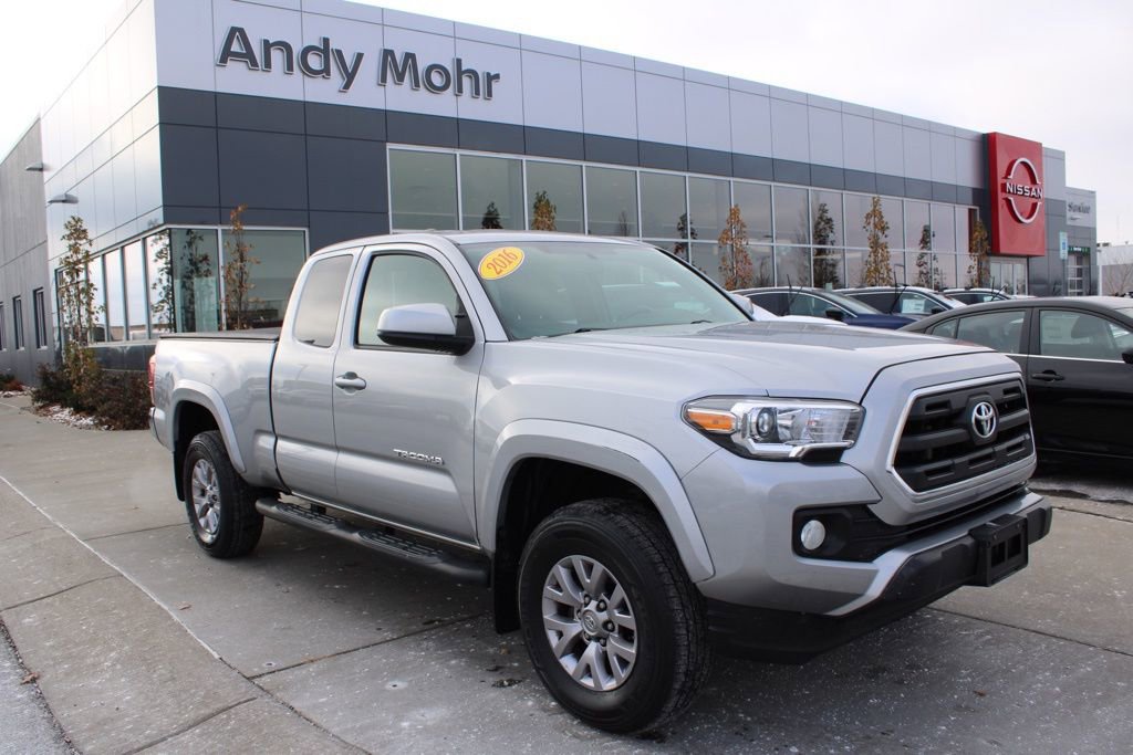 Used 2016 Toyota Tacoma SR5 image 1