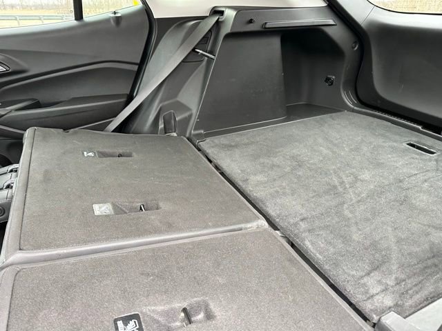 Used 2025 Chevrolet Trax LT image 15