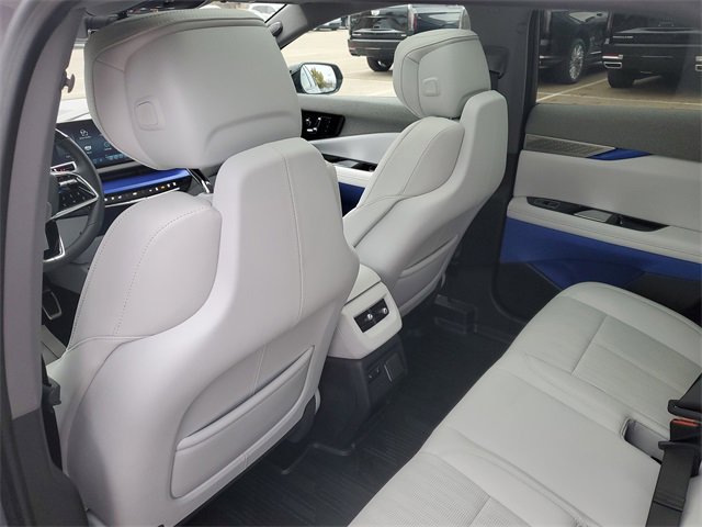 Certified 2025 Cadillac Optiq Luxury 2 w/ LPO, Floor Liner Package image 24